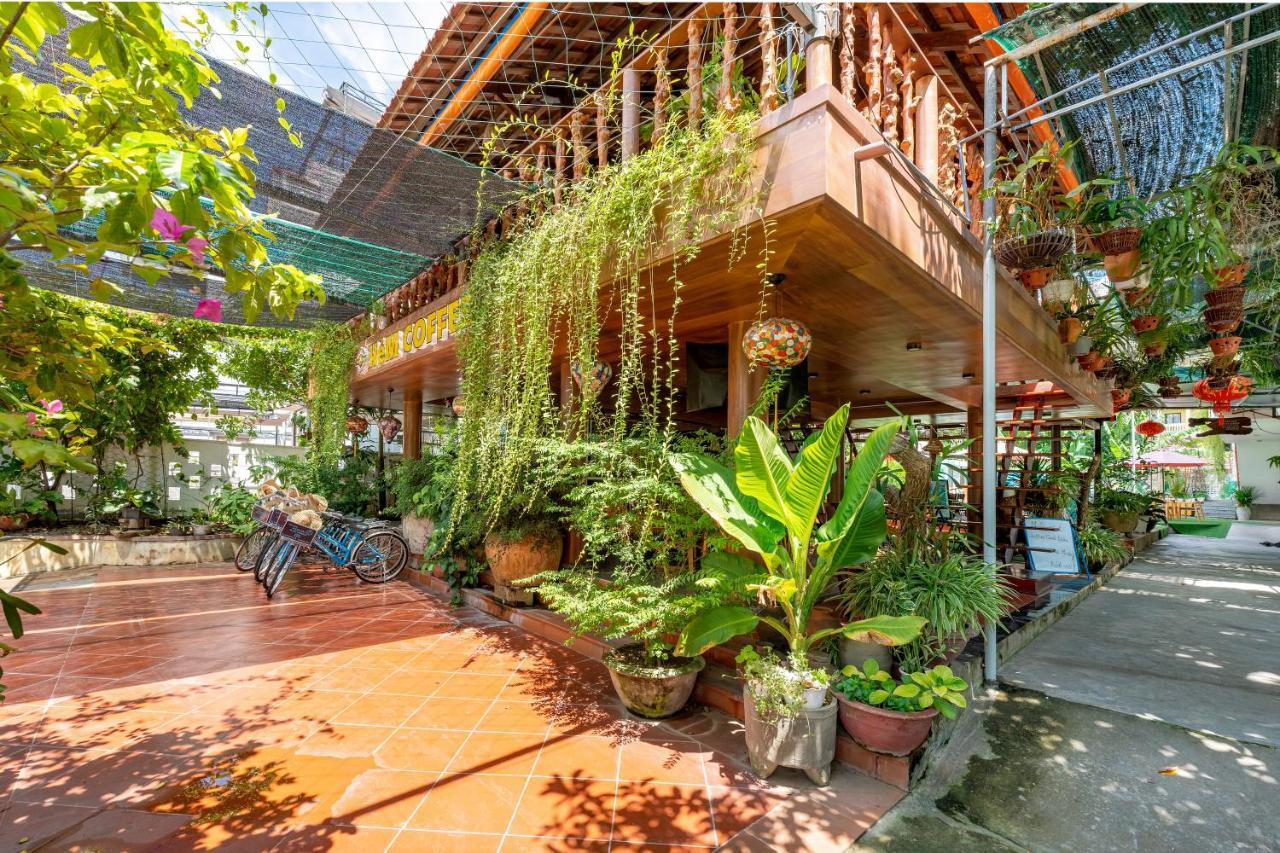 Alley Garden Homestay Hoi An Exterior photo